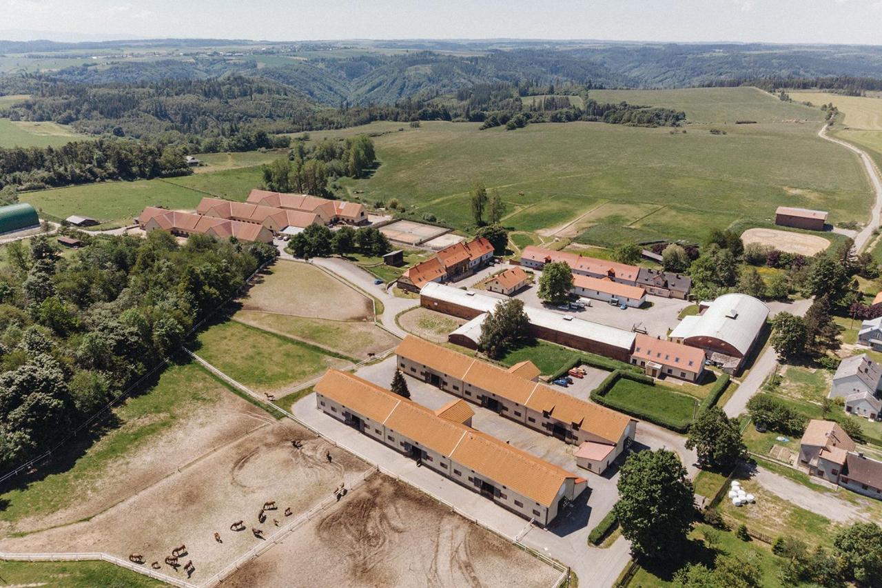 Villa Farma Klokocov à Vitkov Extérieur photo